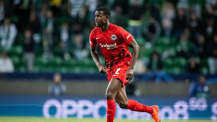 Evan Ndicka wird die Eintracht wohl verlassen