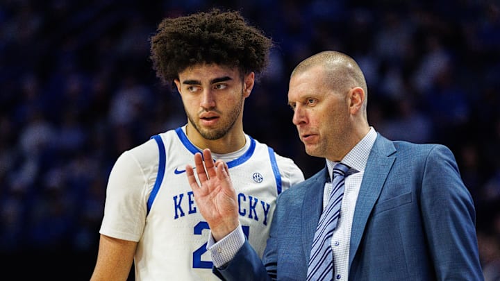 Kentucky Wildcats head coach Mark Pope talks with center Malachi Moreno (24) during game against the Bellarmine Knights. Mandatory Credit: Jordan Prather-Imagn Images
