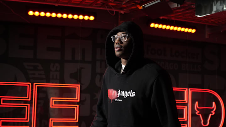 Chicago Bulls forward Jalen Smith (7) walks into the United Center before a game against the Orlando Magic. 
