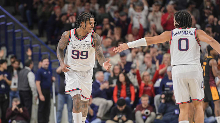 Gonzaga's Khalif Battle and Ryan Nembhard.