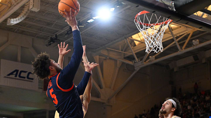 Virginia Cavaliers guard Sam Lewis Virginia Cavaliers guard Sam Lewis