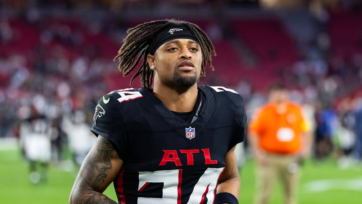 Falcons have no business trading any cornerstones after trade value projection