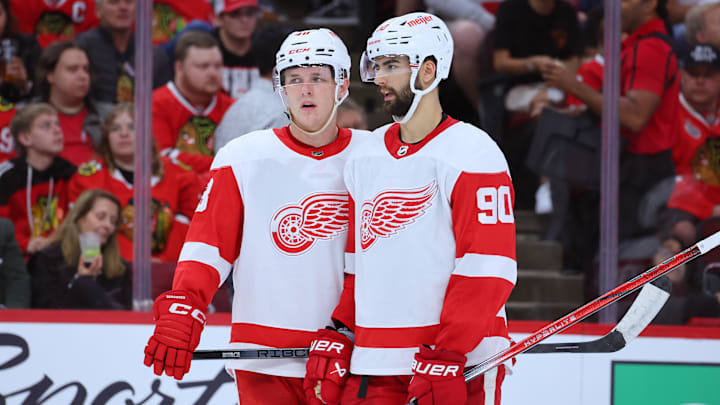 Detroit Red Wings v Chicago Blackhawks