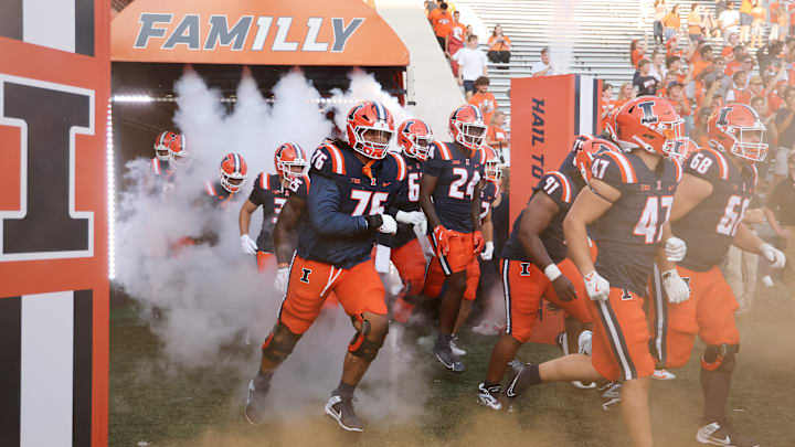Western Illinois v Illinois Western Illinois v Illinois