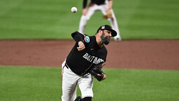 Jul 25, 2025; Baltimore, Maryland, USA; Baltimore Orioles pitcher Andrew Kittredge (39) delivers a pitch during the eighth inning against the Colorado Rockies at Oriole Park at Camden Yards. Mandatory Credit: James A. Pittman-Imagn Images Jul 25, 2025; Baltimore, Maryland, USA; Baltimore Orioles pitcher Andrew Kittredge (39) delivers a pitch during the eighth inning against the Colorado Rockies at Oriole Park at Camden Yards. Mandatory Credit: James A. Pittman-Imagn Images