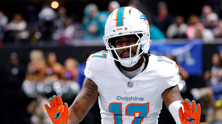 Miami Dolphins v Atlanta Falcons Miami Dolphins v Atlanta Falcons