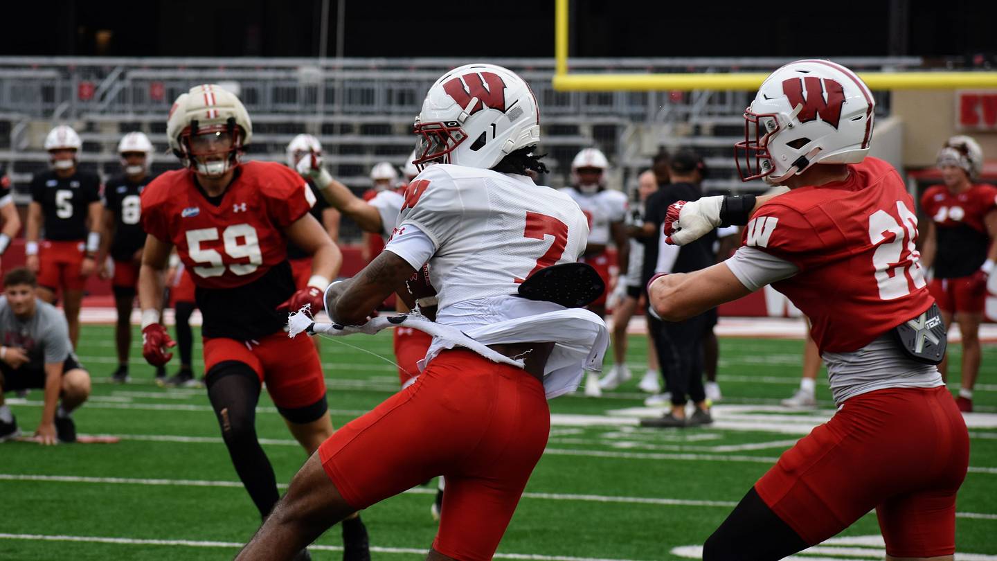Badgers Fall Camp Day 9 Notebook: Young WR Shines, Position Battles Rage