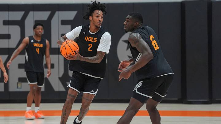 Tennessee forward DeWayne Brown II (6) passes the ball to Tennessee guard Juke Harris (2) during a Tennessee basketball practice in Pratt Pavilion on July 23, 2026. Tennessee forward DeWayne Brown II (6) passes the ball to Tennessee guard Juke Harris (2) during a Tennessee basketball practice in Pratt Pavilion on July 23, 2026.