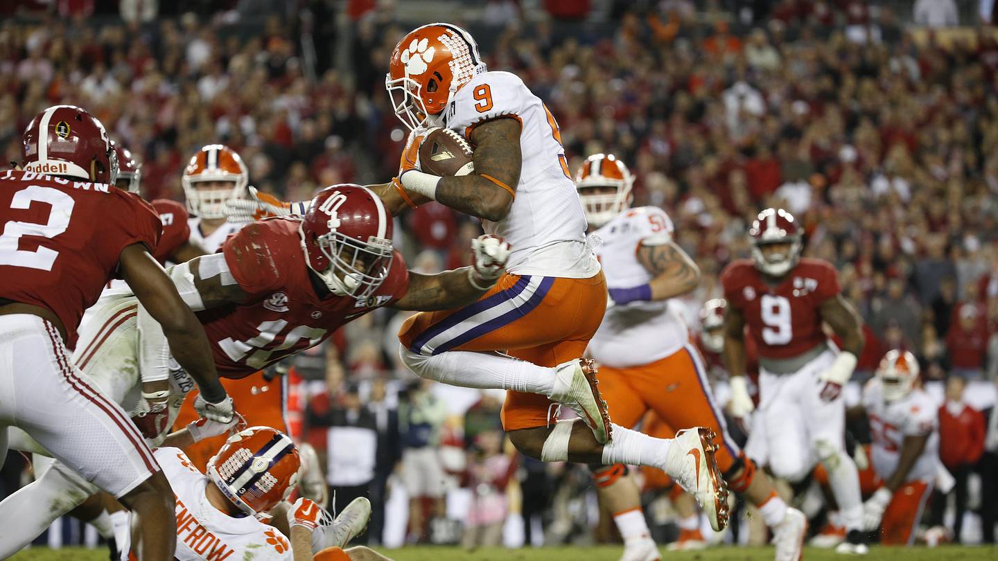 Unanimous All-American LB Named Hardest-Hitter in College Fo