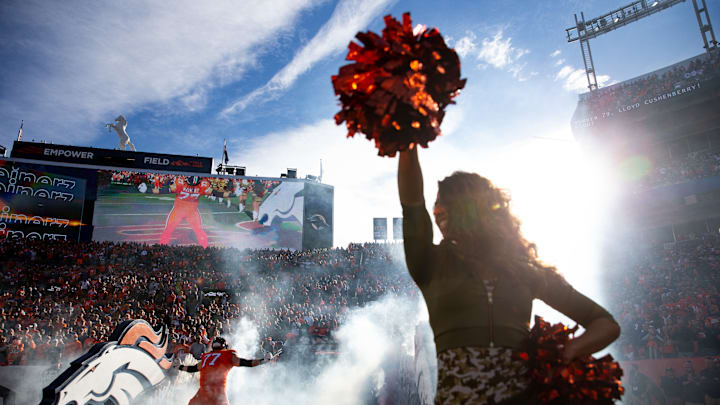 Philadelphia Eagles v Denver Broncos