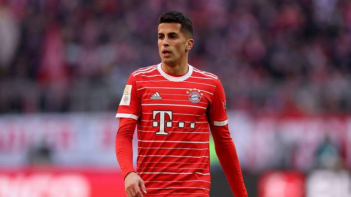 FC Bayern München v FC Augsburg - Bundesliga