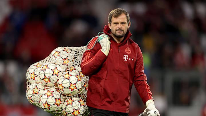 Toni Tapalovic Toni Tapalovic