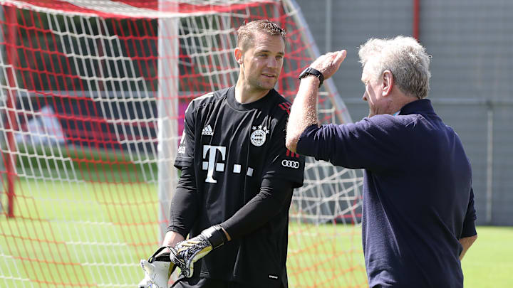 Sepp Maier hat sich pro Manuel Neuer positioniert Sepp Maier hat sich pro Manuel Neuer positioniert