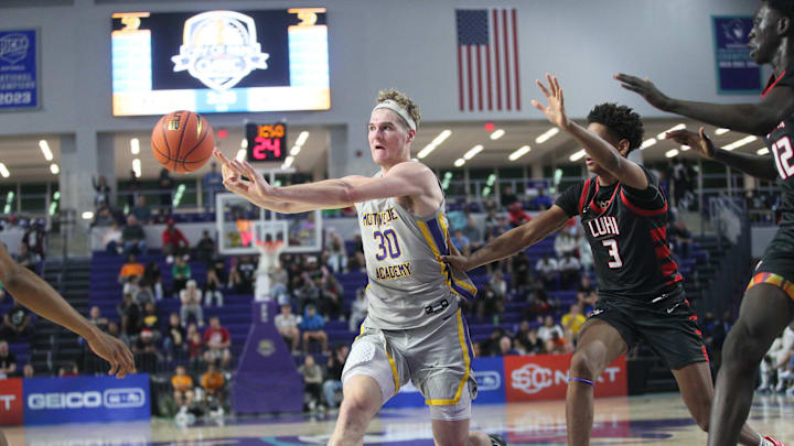 Action from the championship game between Montverde Academy and Long Island Lutheran High School