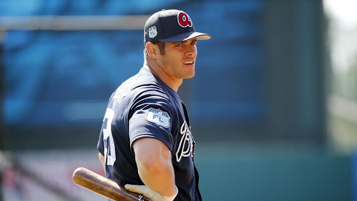 Mar 8, 2017; Lake Buena Vista, FL, USA; Atlanta Braves catcher Anthony Recker (20) works out prior to their spring training game at Champion Stadium. Mandatory Credit: Kim Klement-Imagn Images