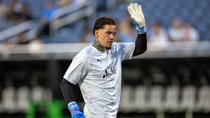 Goleiro brasileiro de 31 anos interessa ao Galatasaray, da Turquia