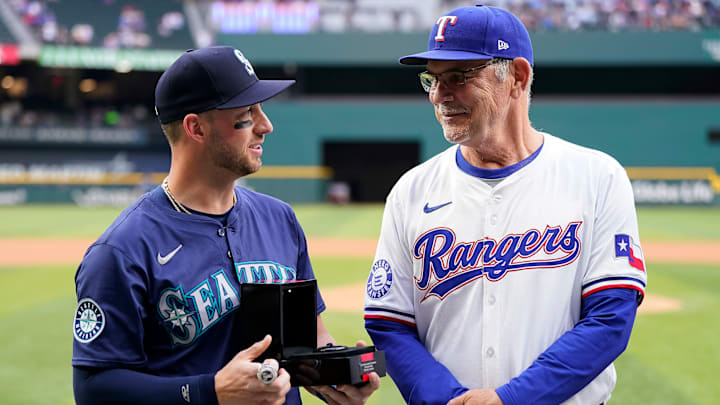 Mitch Garver, Texas Rangers manager Bruce Bochy