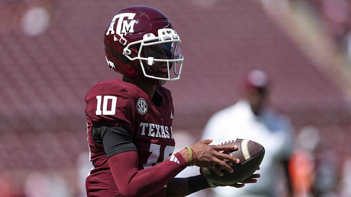 Sep 27, 2025; College Station, Texas, USA; Texas A&M Aggies quarterback Marcel Reed (10) warms up before the game against the Auburn Tigers at Kyle Field. Mandatory Credit: Troy Taormina-Imagn Images Sep 27, 2025; College Station, Texas, USA; Texas A&M Aggies quarterback Marcel Reed (10) warms up before the game against the Auburn Tigers at Kyle Field. Mandatory Credit: Troy Taormina-Imagn Images