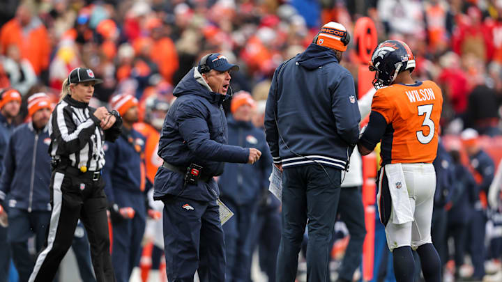 Kansas City Chiefs v Denver Broncos