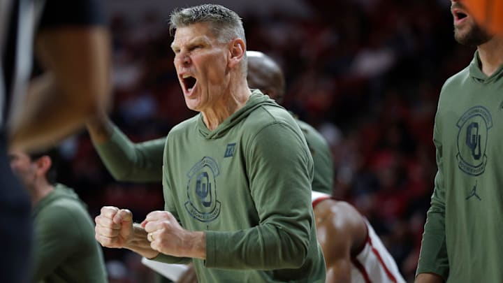 Oklahoma coach Porter Moser