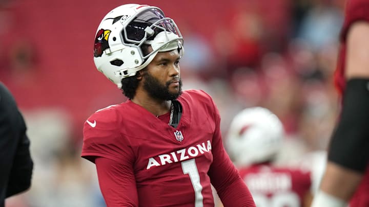 Arizona Cardinals quarterback Kyler Murray (1) walks the field before their preseason game against the Kansas City Chiefs at State Farm Stadium on Aug. 9, 2025.