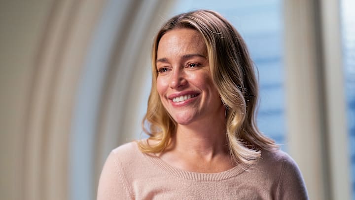 THE BIG LEAP: Piper Perabo in the "What Prevents Us?" episode of THE BIG LEAP airing Monday, Nov. 15 (9:00-10:00PM ET/PT) on FOX. © 2021 FOX Media LLC. CR: Sandy Morris/FOX.