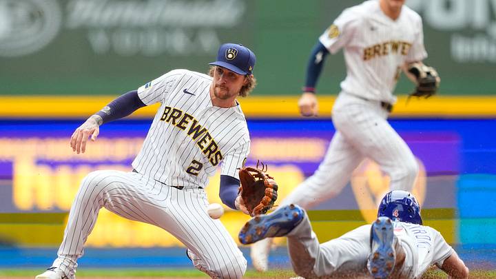 Jun 28, 2026; Milwaukee, Wisconsin, USA; Chicago Cubs center fielder Pete Crow-Armstrong (4) steals second base as Milwaukee Brewers second baseman Brice Turang (2) fields the throw during the sixth inning at American Family Field. Mandatory Credit: Jeff Hanisch-Imagn Images Jun 28, 2026; Milwaukee, Wisconsin, USA; Chicago Cubs center fielder Pete Crow-Armstrong (4) steals second base as Milwaukee Brewers second baseman Brice Turang (2) fields the throw during the sixth inning at American Family Field. Mandatory Credit: Jeff Hanisch-Imagn Images