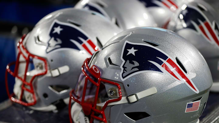 New England Patriots v Tennessee Titans