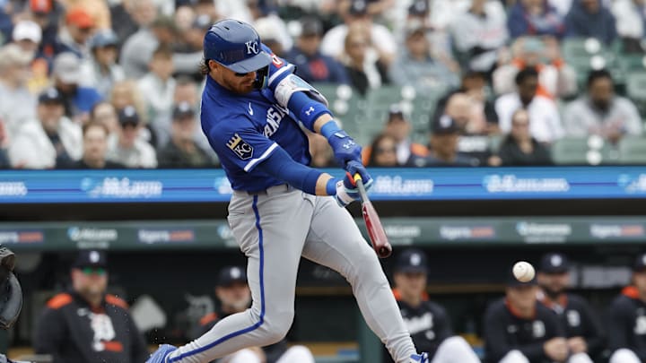 Detroit, Michigan, USA; Kansas City Royals shortstop Bobby Witt Jr. (7) hits a single in the first inning against the Detroit Tigers at Comerica Park. Detroit, Michigan, USA; Kansas City Royals shortstop Bobby Witt Jr. (7) hits a single in the first inning against the Detroit Tigers at Comerica Park.