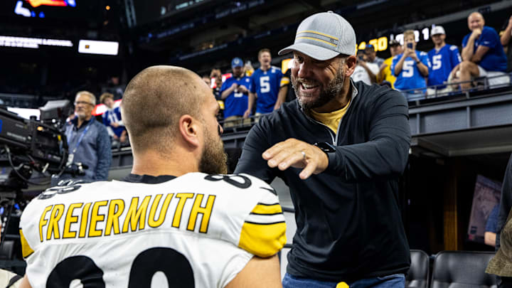 Pittsburgh Steelers v Indianapolis Colts