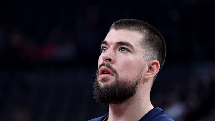 Phoenix Suns v Los Angeles Clippers