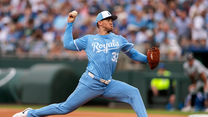 Aug 30, 2025; Kansas City, Missouri, USA; Kansas City Royals pitcher Stephen Kolek (32) pitches against the Detroit Tigers during the first inning at Kauffman Stadium. Mandatory Credit: William Purnell-Imagn Images