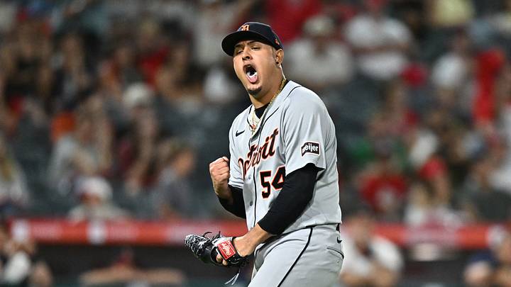 Detroit Tigers pitcher Keider Montero (54).
