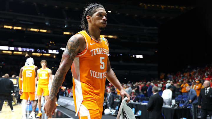 Tennessee v Houston