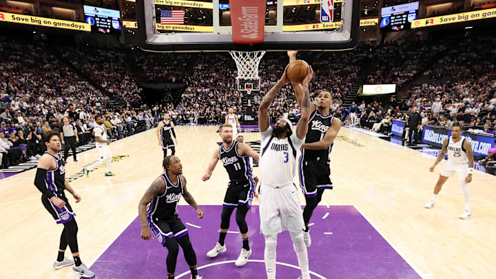 Dallas Mavericks v Sacramento Kings - Play-In Tournament