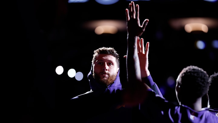 Chicago Bulls v Phoenix Suns