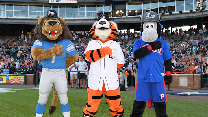 Hooper, Paws and Roary remind us where our allegiance belongs as Detroiters