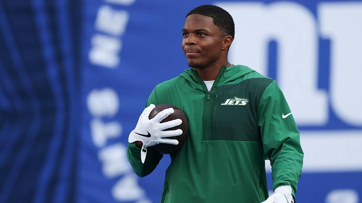 Aug 16, 2025; East Rutherford, New Jersey, USA; New York Jets wide receiver Xavier Gipson (3) warms up before the preseason game against the New York Giants at MetLife Stadium. Aug 16, 2025; East Rutherford, New Jersey, USA; New York Jets wide receiver Xavier Gipson (3) warms up before the preseason game against the New York Giants at MetLife Stadium.
