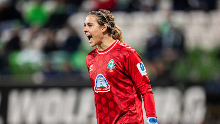 Die Kolumbianerin Catalina Perez im Trikot von Werder Bremen. 