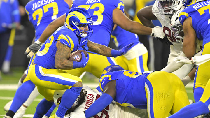 Dec 28, 2024; Inglewood, California, USA;  Los Angeles Rams running back Kyren Williams (23) runs against the Arizona Cardinals at SoFi Stadium. Mandatory Credit: Jayne Kamin-Oncea-Imagn Images
