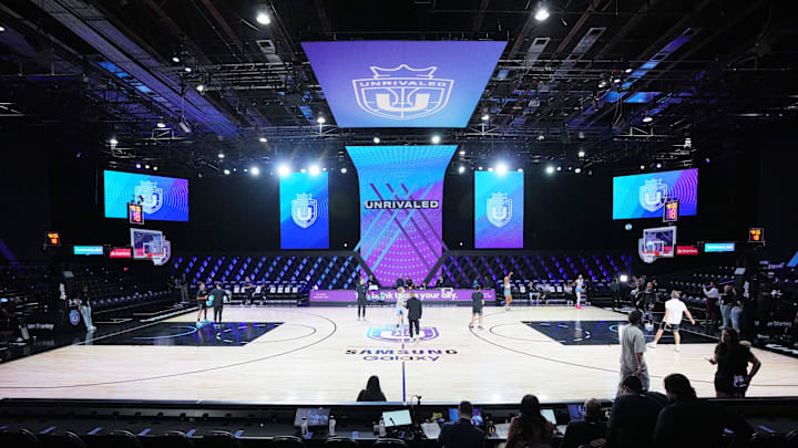 Jan 17, 2025; Miami, FL, USA; Players warm-up before the game between the Mist and the Lunar Owls of the Unrivaled women’s professional 3v3 basketball league at Wayfair Arena. Mandatory Credit: Jim Rassol-Imagn Images Jan 17, 2025; Miami, FL, USA; Players warm-up before the game between the Mist and the Lunar Owls of the Unrivaled women’s professional 3v3 basketball league at Wayfair Arena. Mandatory Credit: Jim Rassol-Imagn Images