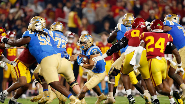 UCLA v USC UCLA v USC