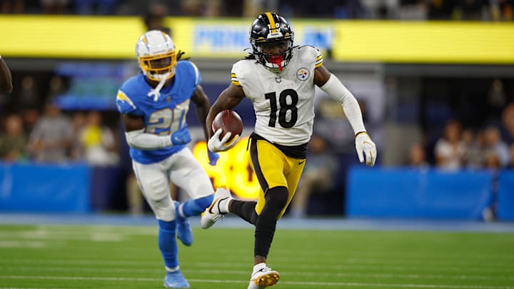 Pittsburgh Steelers v Los Angeles Chargers