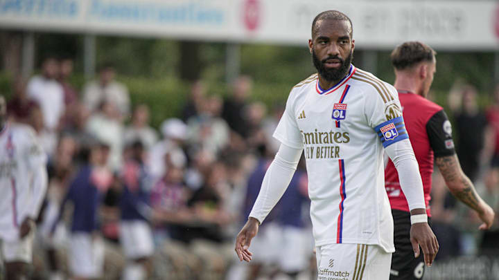 Lyon jouera son premier match de la saison dimanche à 20h45 sur la pelouse de Strasbourg