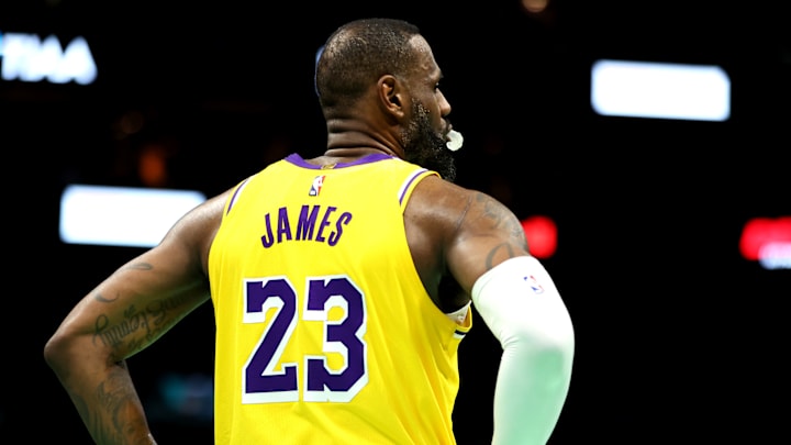 Los Angeles Lakers v Charlotte Hornets