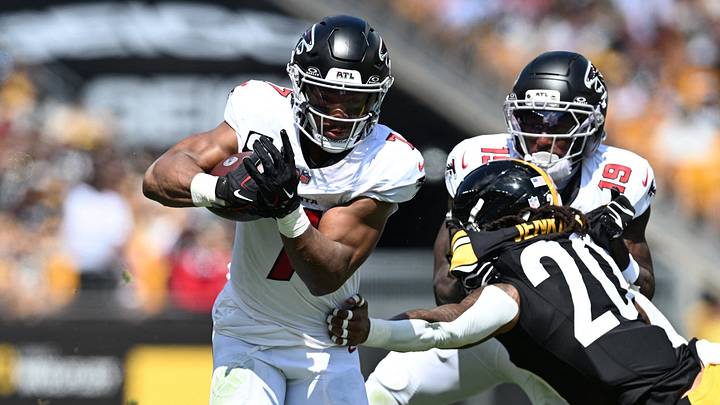 Atlanta Falcons running back Bijan Robinson was one of the few bright spots on offense against the Pittsburgh Steelers. Atlanta Falcons running back Bijan Robinson was one of the few bright spots on offense against the Pittsburgh Steelers.