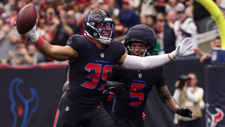 Jan 4, 2026; Houston, Texas, USA; Houston Texans linebacker Henry To'oto'o (39) reacts with safety Jalen Pitre (5) after a fumble recovery against the Indianapolis Colts during the first half at NRG Stadium. Mandatory Credit: Troy Taormina-Imagn Images Jan 4, 2026; Houston, Texas, USA; Houston Texans linebacker Henry To'oto'o (39) reacts with safety Jalen Pitre (5) after a fumble recovery against the Indianapolis Colts during the first half at NRG Stadium. Mandatory Credit: Troy Taormina-Imagn Images