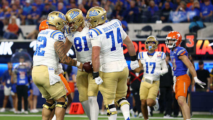 Starco Brands LA Bowl Hosted By Gronk - UCLA v Boise State