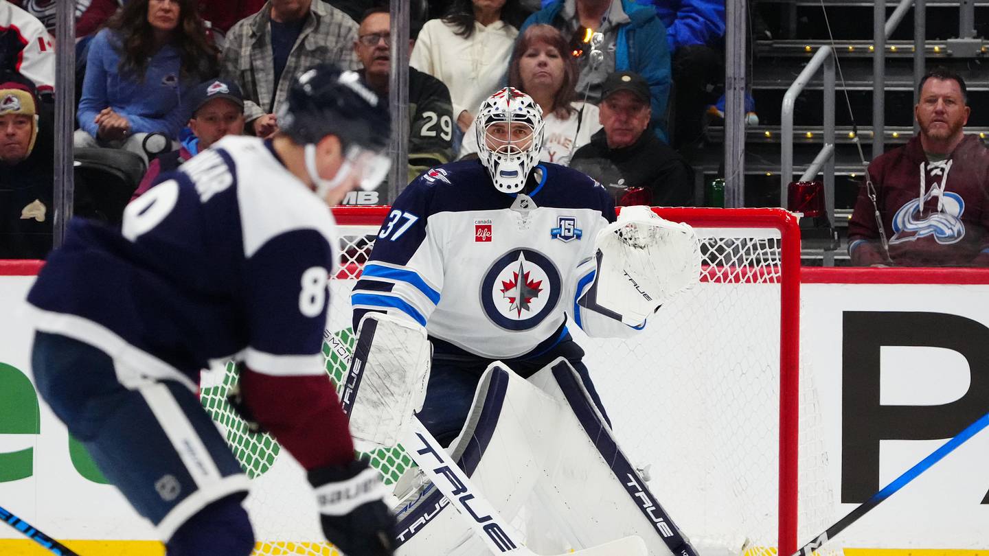 Elliotte Friedman reveals Connor Hellebuyck intel that Avalanche will love