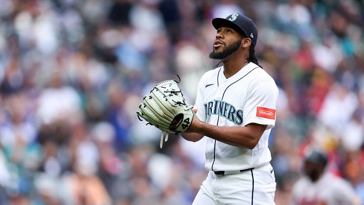 May 6, 2026; Seattle, Washington, USA; Seattle Mariners pitcher Eduard Bazardo (83) reacts in the seventh inning against the Atlanta Braves at T-Mobile Park. Mandatory Credit: Kevin Ng-Imagn Images May 6, 2026; Seattle, Washington, USA; Seattle Mariners pitcher Eduard Bazardo (83) reacts in the seventh inning against the Atlanta Braves at T-Mobile Park. Mandatory Credit: Kevin Ng-Imagn Images